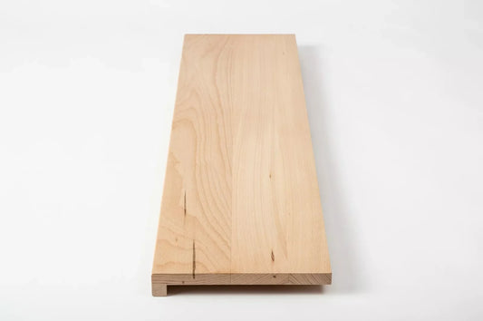 Schodnice Parapet s přesahem pařený Buk A/B, průběžné lamely, 26 mm, bez povrchové úpravy