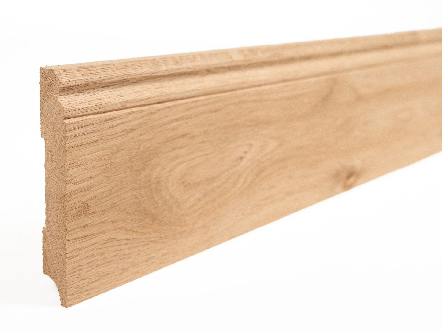 Listwa przypodłogowa z litego dębu w klasie A/B, 20×130 mm, długość 1,5–2,5 m, w wykończeniu surowym (bez powłok), profil Hamburg
