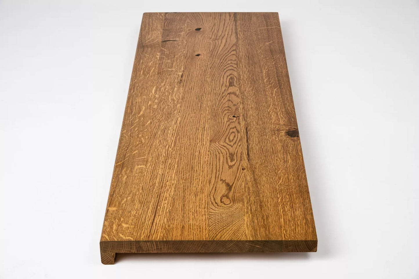 Schodový nášlap Okenní parapet s přesahem Dub Rustic, lamely z plných prken, 20 mm, Antický olej