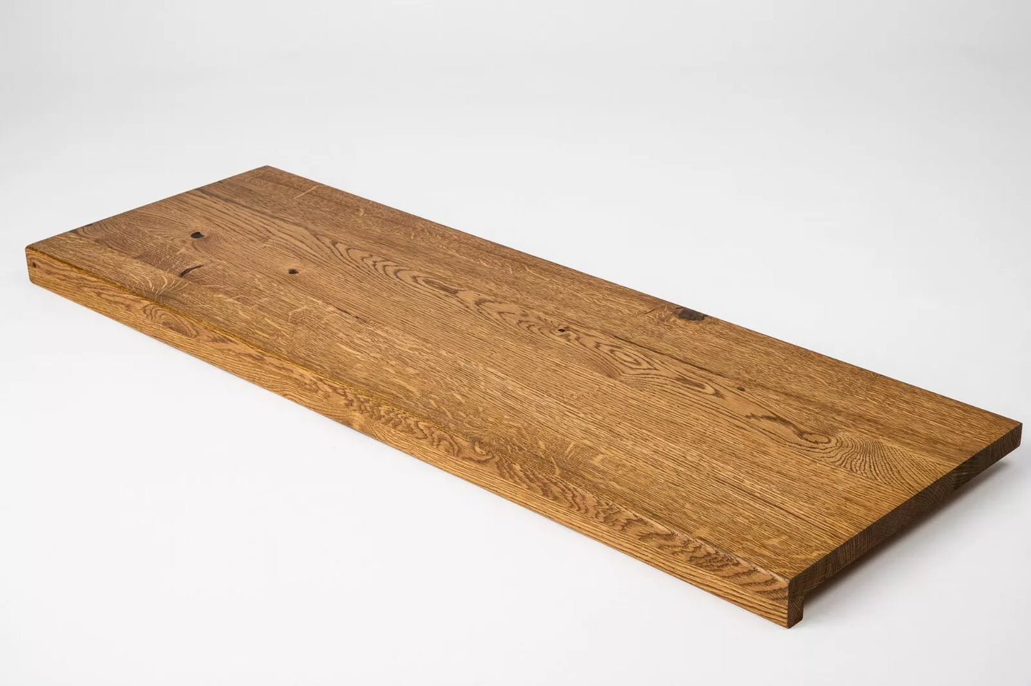 Schodový nášlap Okenní parapet s přesahem Dub Rustic, lamely z plných prken, 20 mm, Antický olej