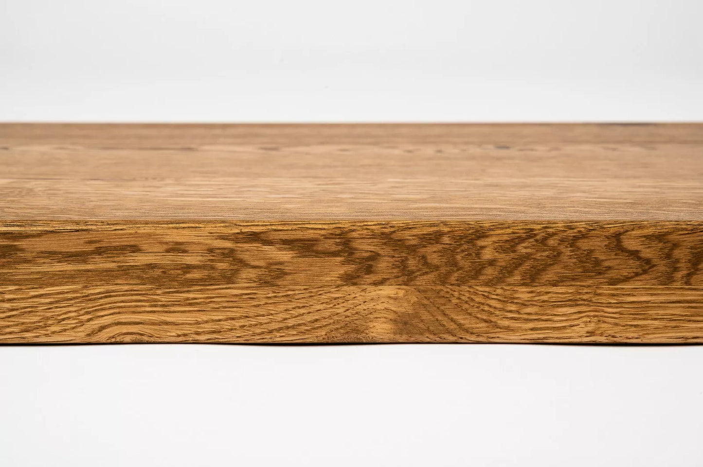 Schodový nášlap Okenní parapet s přesahem Dub Rustic, lamely z plných prken, 16 mm, Antický olej