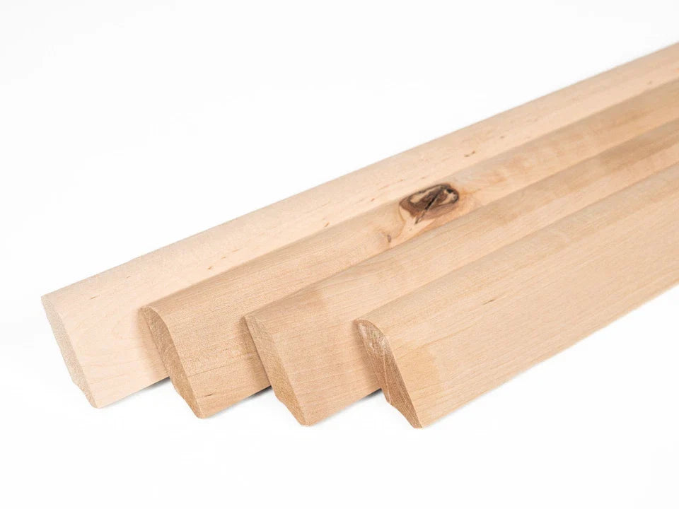 Listwa przypodłogowa lite drewno brzozowe, rustykalna 24x60 mm, olej woskowy twardy naturalny biały, długość 2000 mm, z promieniem 5 mm, bez wypełnienia