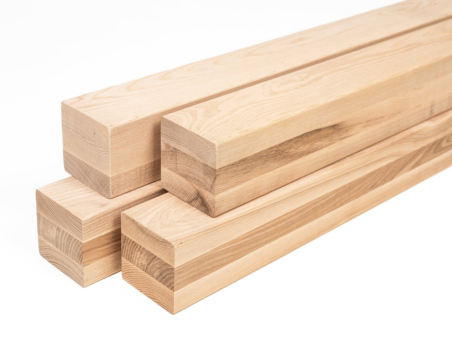 Belka klejona warstwowo z jesionu A/B 70x70 mm, twardy woskowy olej naturalny biały, drewno lite, kantówka