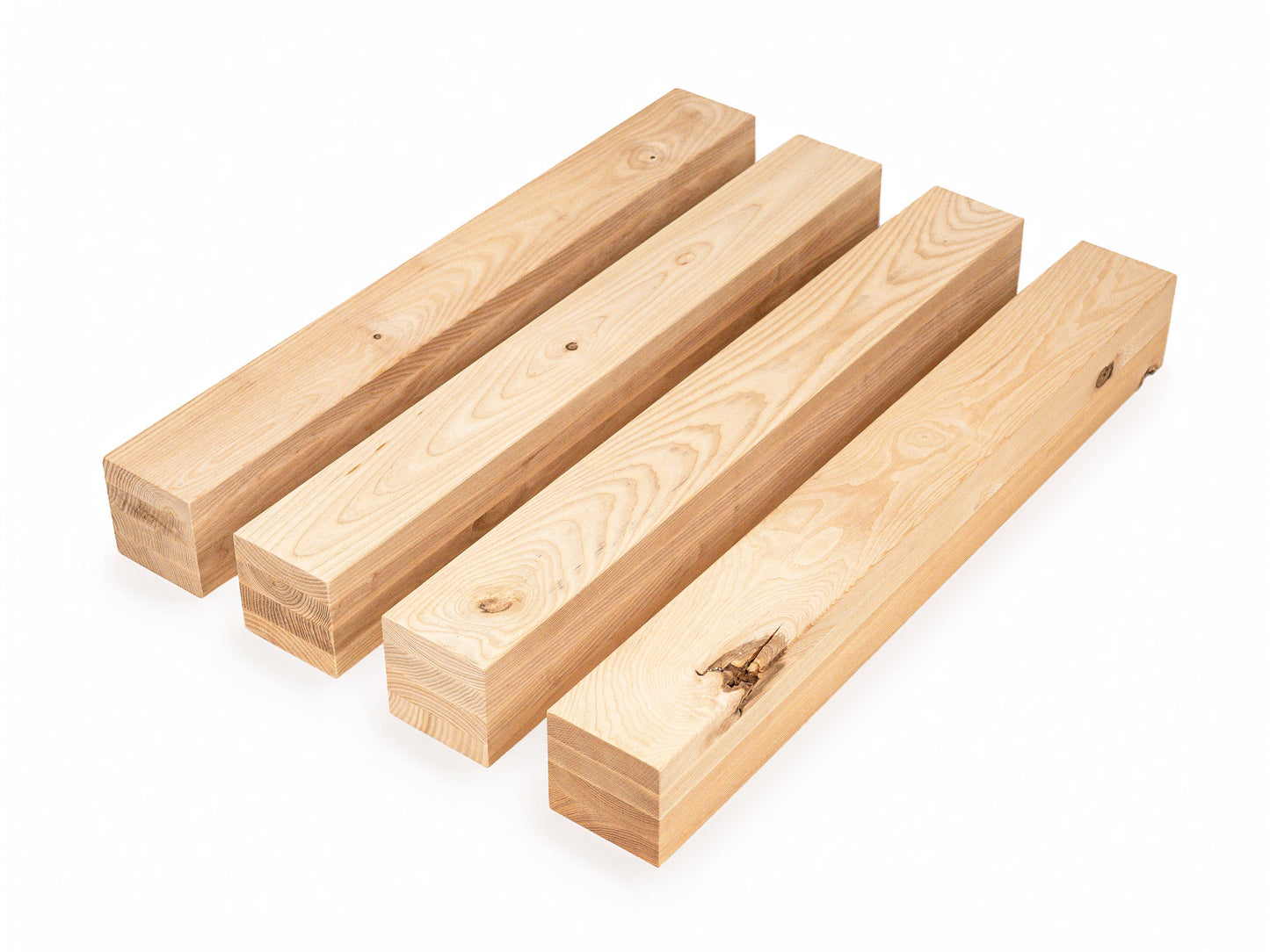 Belka klejona warstwowo z jesionu Rustykalna 100x100 mm, niewykończona, drewno lite, kantówka