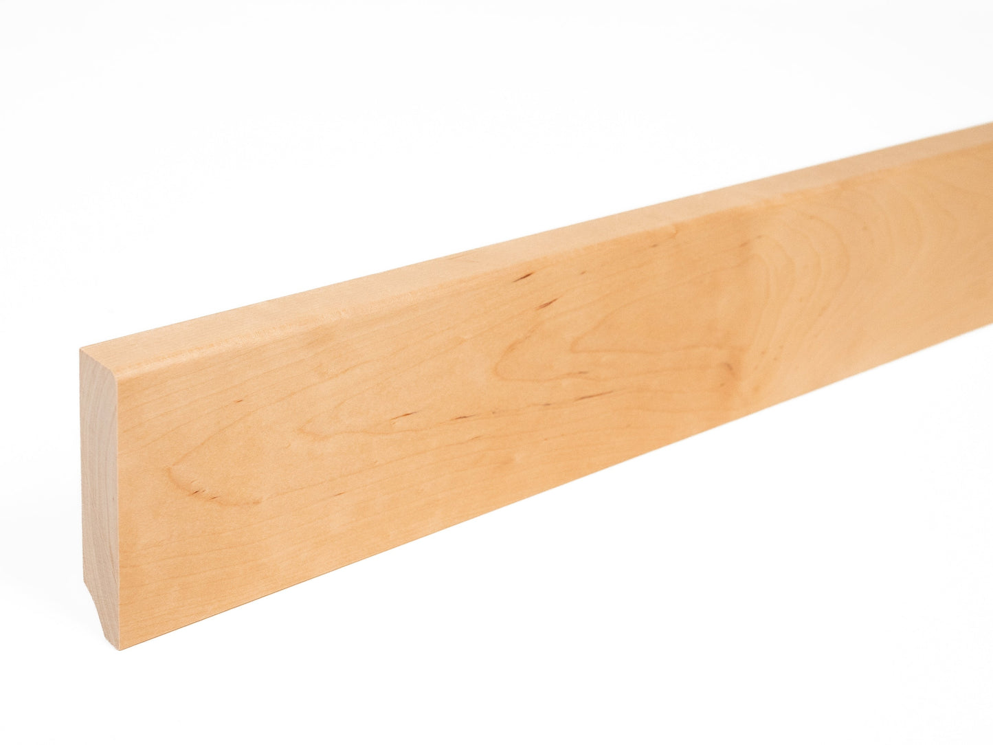 Listwa przypodłogowa lita brzozowa A/B 24x100 mm, lakier matowy, 2000 mm, z promieniem 5 mm