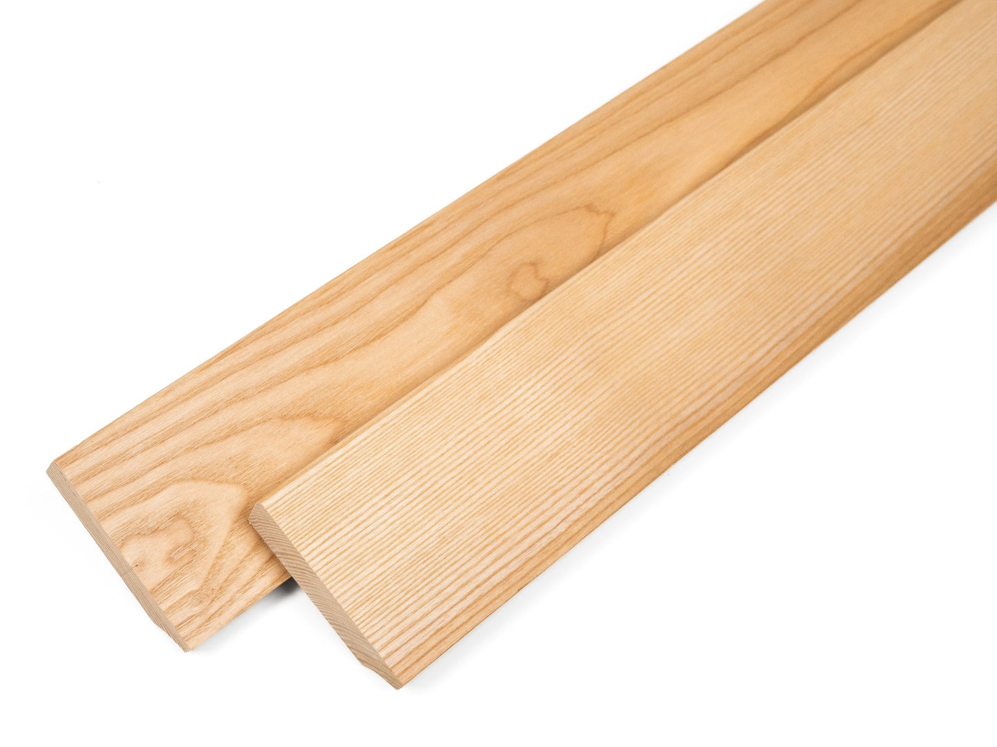 Listwa przypodłogowa lita jesionowa A/B 24x80 mm, lakier matowy, 2000 mm, z promieniem 5 mm