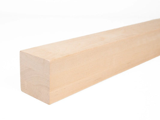 Belka klejona z brzozy A/B 70x70 mm, surowa, kwadratowy przekrój, lite drewno