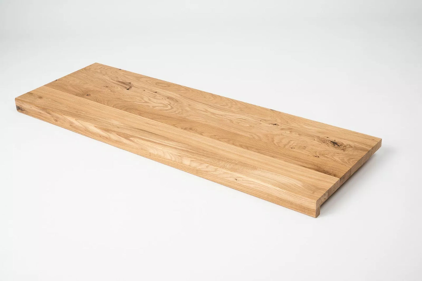 Schodnice Parapet s přesahem Dub Rustik, průběžné lamely, 26 mm, tvrdý voskový olej přírodní bílý