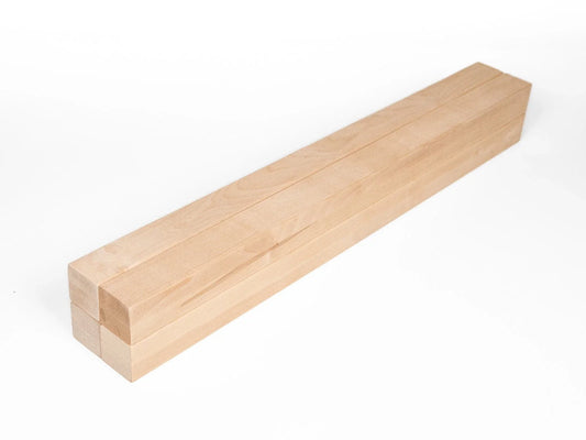 Belka klejona z brzozy A/B 50x50 mm, surowa, kwadratowy przekrój, lite drewno