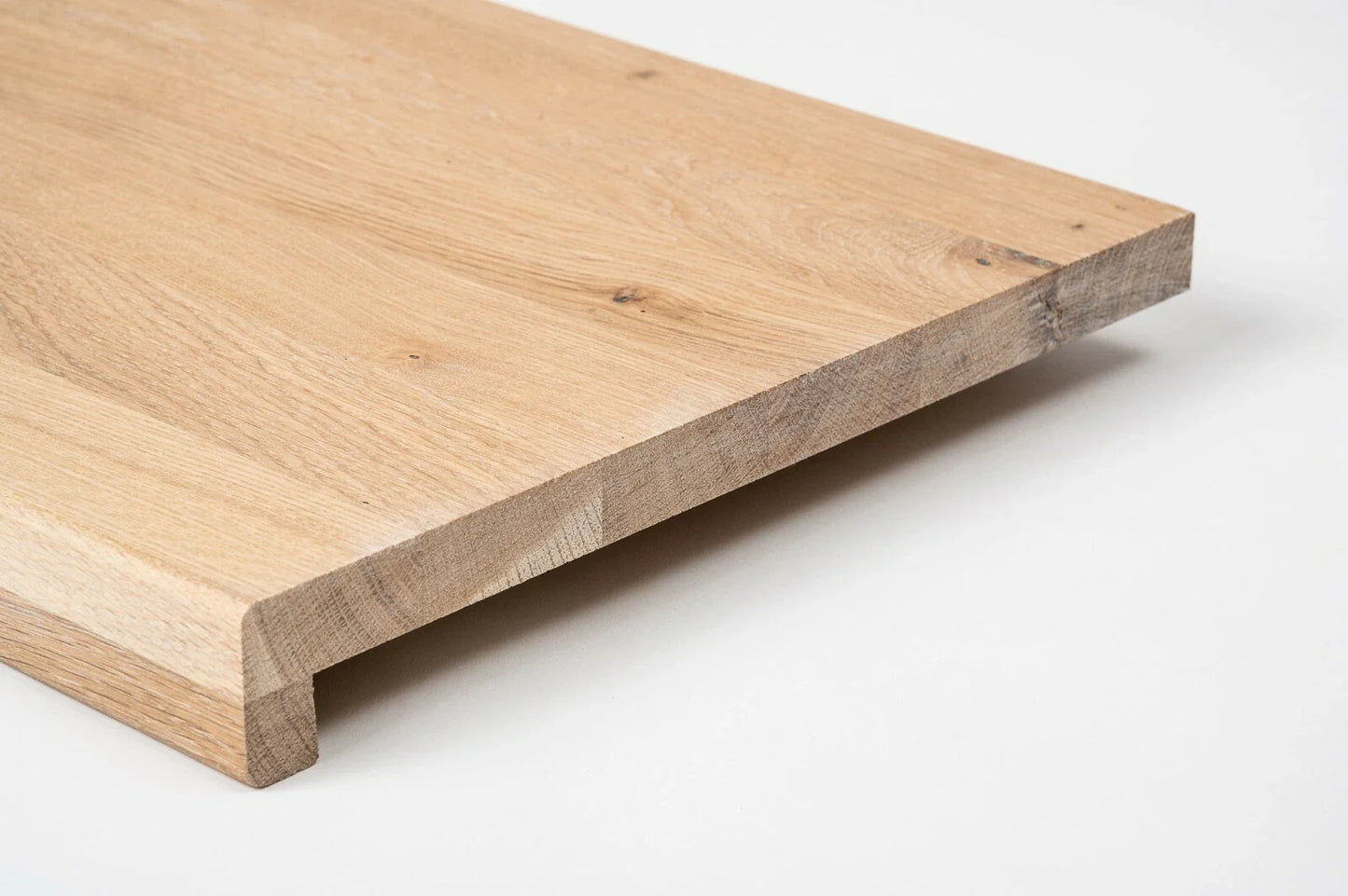 Stair tread Windowsill with overhang Oak Rustic, full stave lamellas, 26 mm, White oil