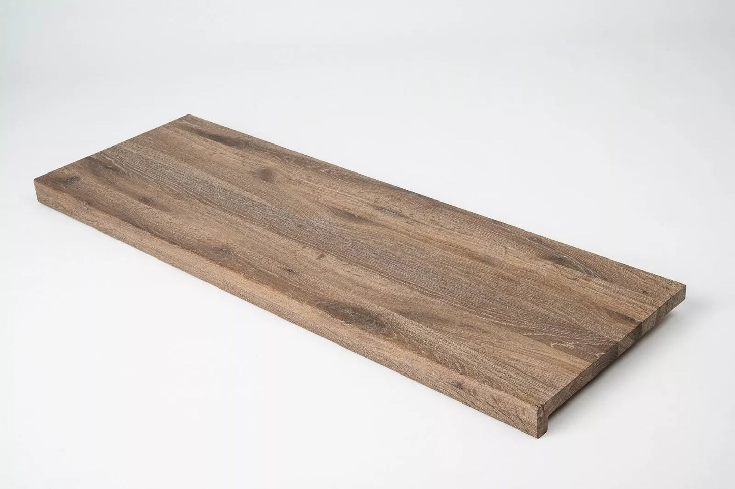 Schodnice Parapet s přesahem kouřový Dub Rustik, průběžné lamely, 20 mm, Bílý olej