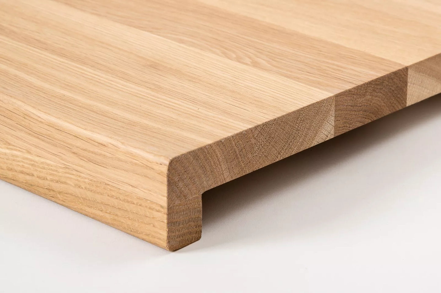 Stair tread Windowsill with overhang Oak A/B, full stave lamellas, 26 mm, Hard wax oil nature white
