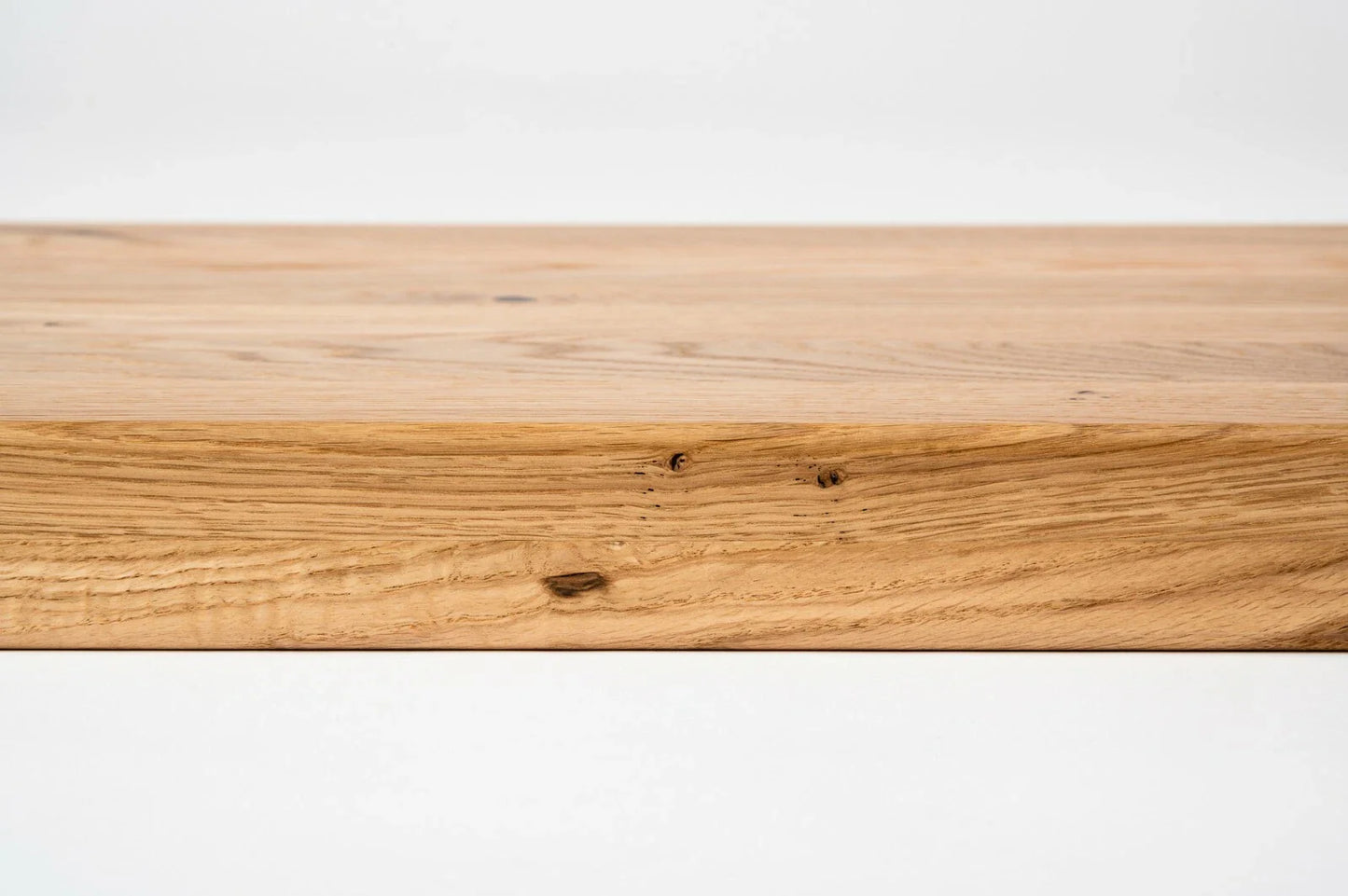 Stair tread Windowsill with overhang Oak Rustic, full stave lamellas, 16 mm, Matte lacquered