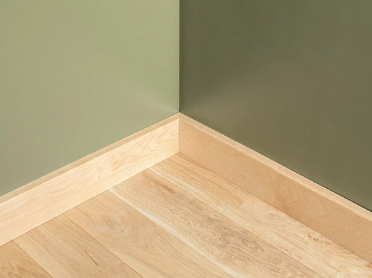 Listwa przypodłogowa z litej brzozy, klasa A/B, 24x100 mm, olej woskowy naturalny biały, długość 2000 mm, zaokrąglony rant R = 5 mm