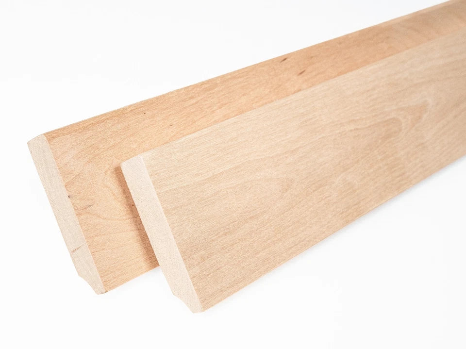 Listwa przypodłogowa z litej brzozy, klasa A/B, 24x100 mm, olej woskowy naturalny biały, długość 2000 mm, zaokrąglony rant R = 5 mm
